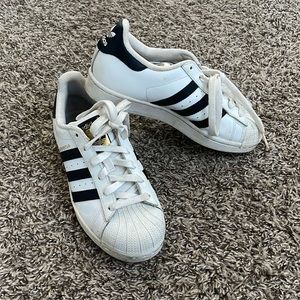 Adidas Superstar